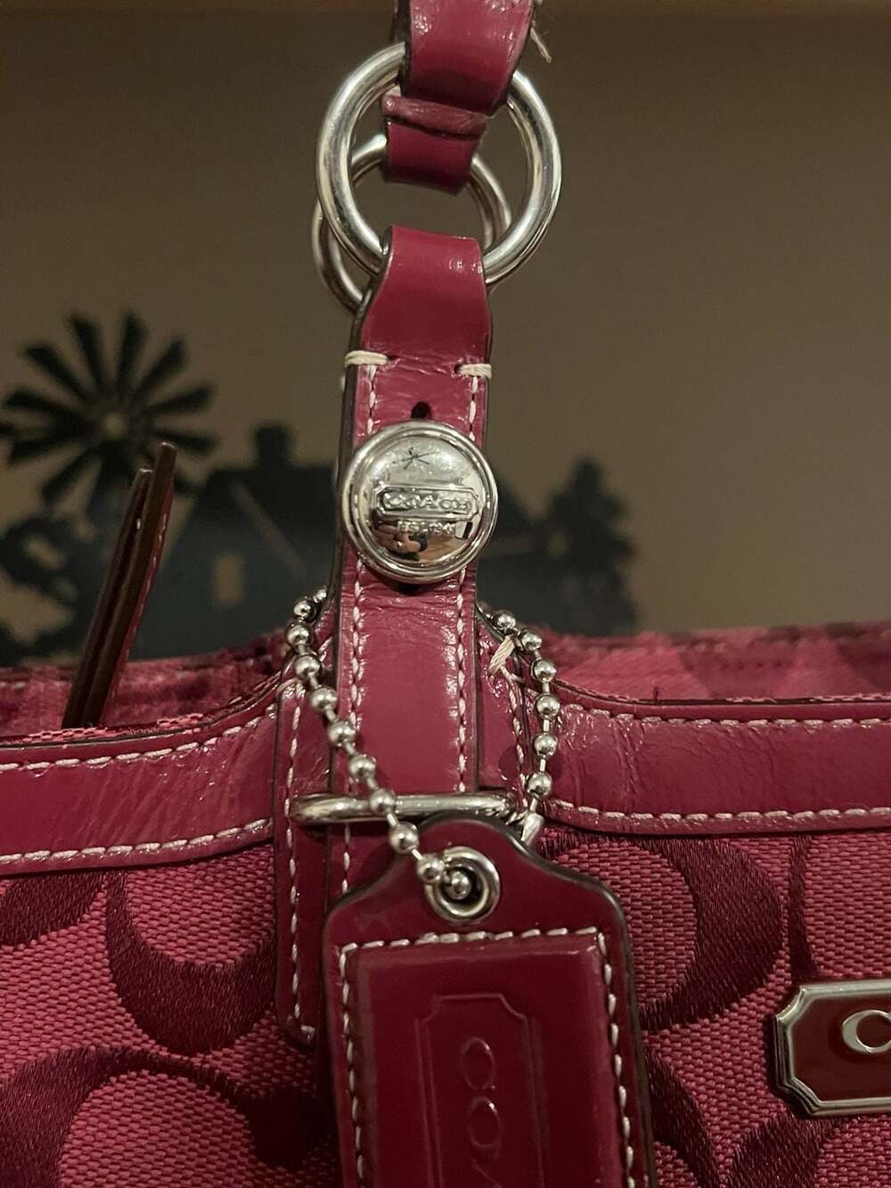 Coach Signature Canvas Gallery Tote Bag in Burgundy - Picture 5 of 10